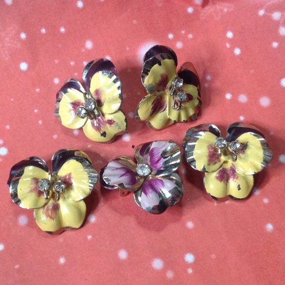 Vintage Hand Painted Enamel Pansy Scatter Pins Matching Earrings - Picture 1 of 5